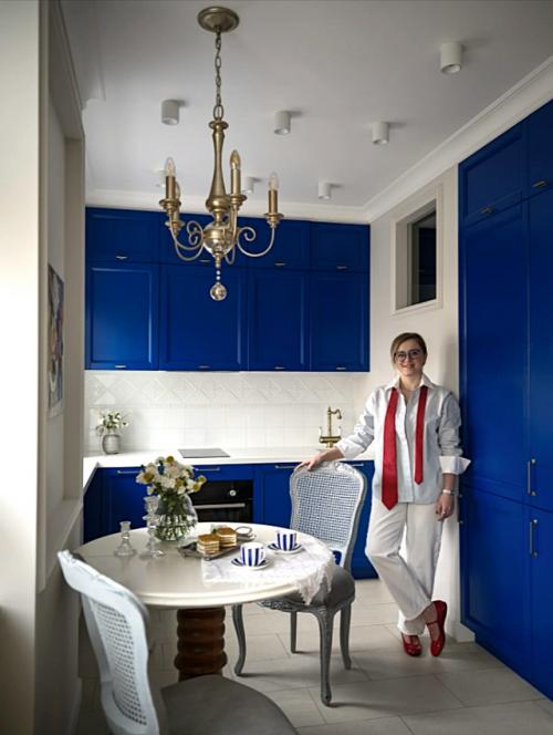 С яркой кухней. 04