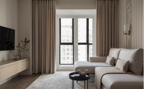 Современный интерьер кухни - гостиной в очень приятной, спокойной цветовой гамме. 04