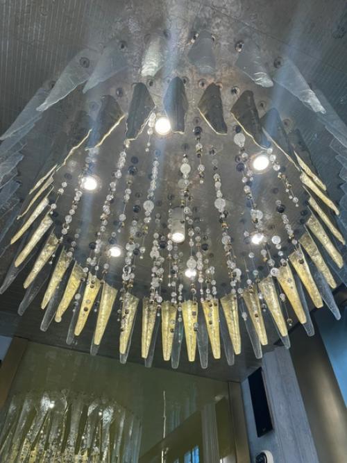 Я почти маниакальный эстет и визуал, которому для счастья физически необходимо создавать вокруг себя красоту, где бы я ни была. 09