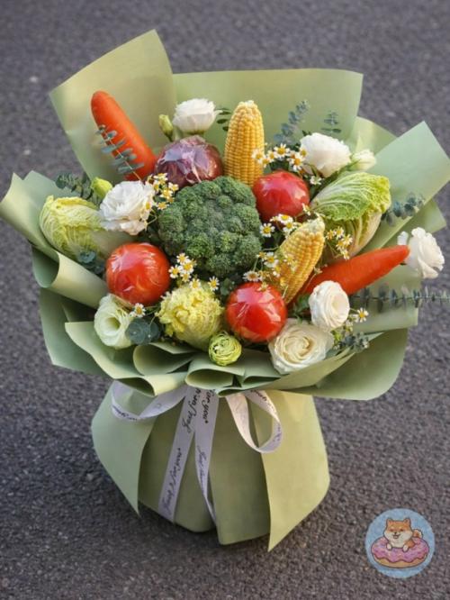 Похоже, в этом году 8 марта запомнилось не только тюльпанами.
