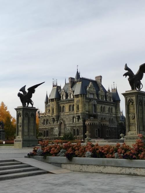 Замок гарибальди.  Замок гарибальди в самарской области расположен на берегу волги в селе хрящёвка. 03