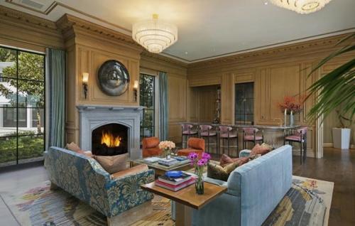 Бен аффлек и Дженифер Лопес, чью пару прозвали Bennifer, купили роскошный дом в Лос-анджелесе у подножия гор Санта - Моника. 01