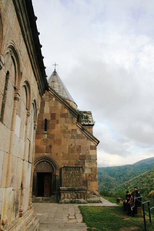 Монастырь гошаванк XII - Xiii вв? 01