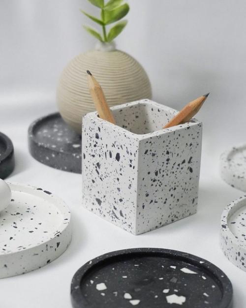 Модный тераццо завовевыет не только стены и пол, но и текстиль и мебель. 06