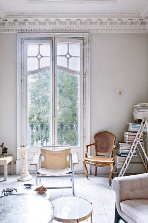 Примечательная квартира в доме 1880-х годов постройки, принадлежащая архитектору Sabine Wlokas в Барселоне. // 01. 02