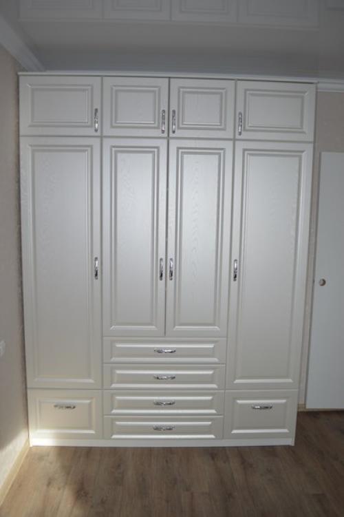 Детская мебель в классическом стиле - универсальное стилистическое решение для тех, кто хочет окружить своего ребенка красивыми вещами и уютом. 01