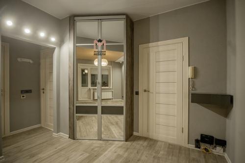 Полезные советы: угловой шкаф.