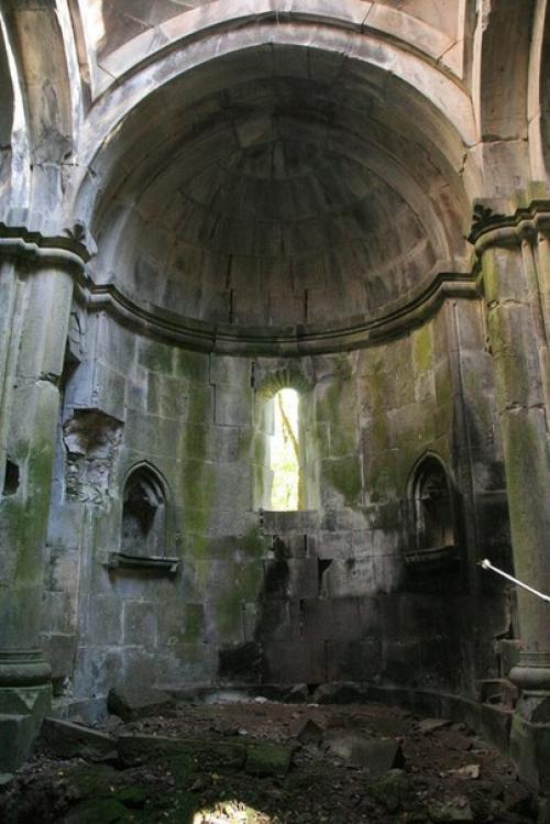 Монастырь гошаванк XII - Xiii вв? 05