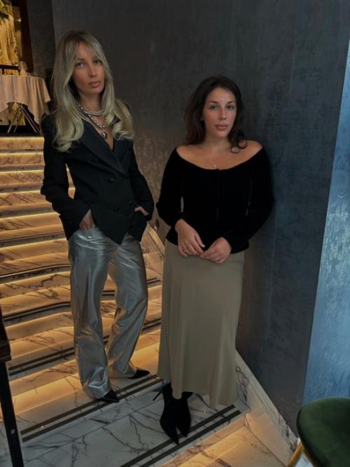 Я почти маниакальный эстет и визуал, которому для счастья физически необходимо создавать вокруг себя красоту, где бы я ни была. 02