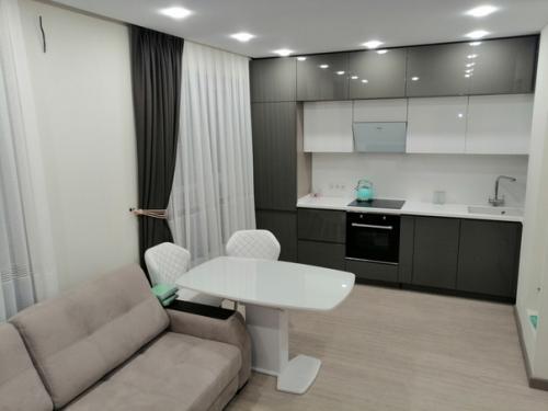 Выставляла ранее одно фото нашей кухни - гостиной, в комментариях просили ещё фото с других ракурсов. 06