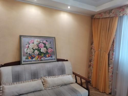 А вот так картина в интерьере смотрится. 02