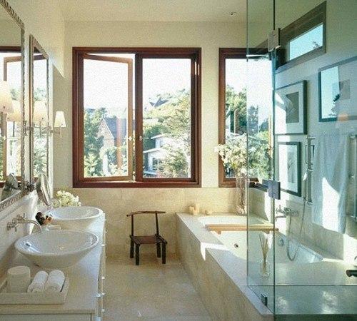 Окно в ванной комнате: дизайн и оформление. 05