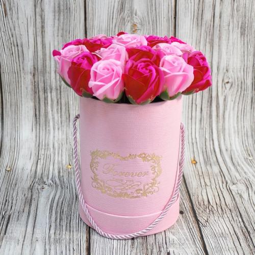 Цветами украшают интерьер любого дома. 02