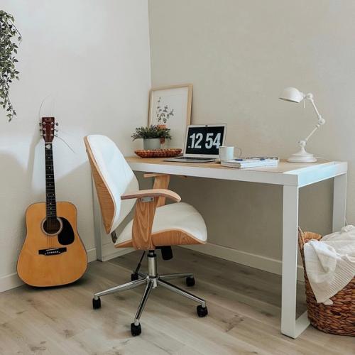 Зайдя в этом дом, понимаешь, что уютнее быть не может. 03