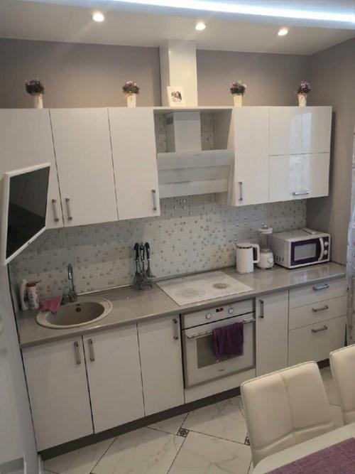 В том случае, если вы не знаете как зонировать однушку, то ловите удачную идею. 09