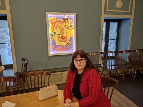 Решила обратиться к воспоминаниям о поездке в питер и рассказать об экскурсии на ленфильм. 01