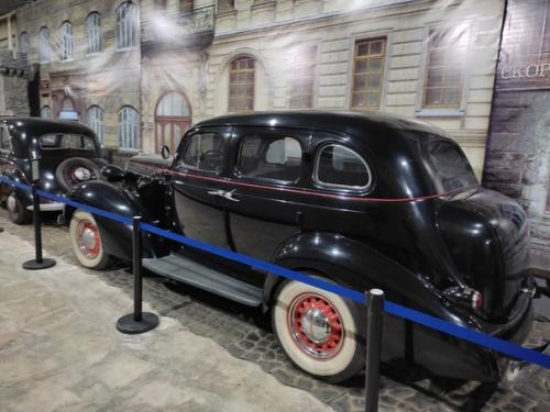 Решила обратиться к воспоминаниям о поездке в питер и рассказать об экскурсии на ленфильм. 06