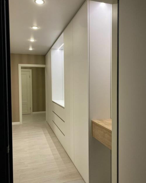 Хочу показать, как мы сделали прихожую. 01