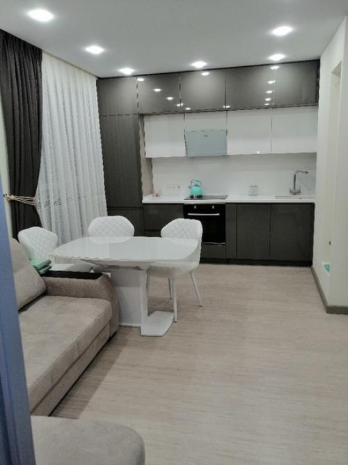 Выставляла ранее одно фото нашей кухни - гостиной, в комментариях просили ещё фото с других ракурсов. 05