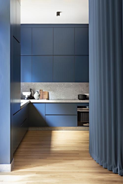 Синий - один из самых модных цветов последних сезонов. 04