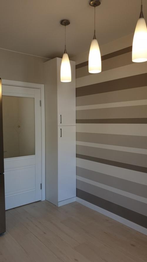 Наша квартира к сожалению уже продали, поэтому без текстиля и мебели. 06