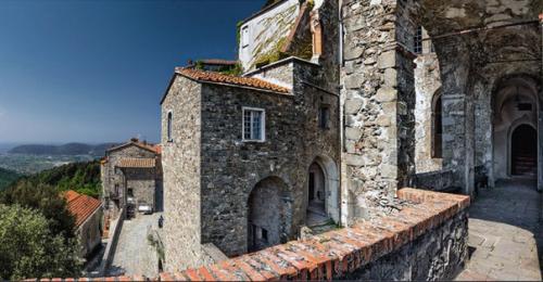 Замок маласпина в фосдиново. 02