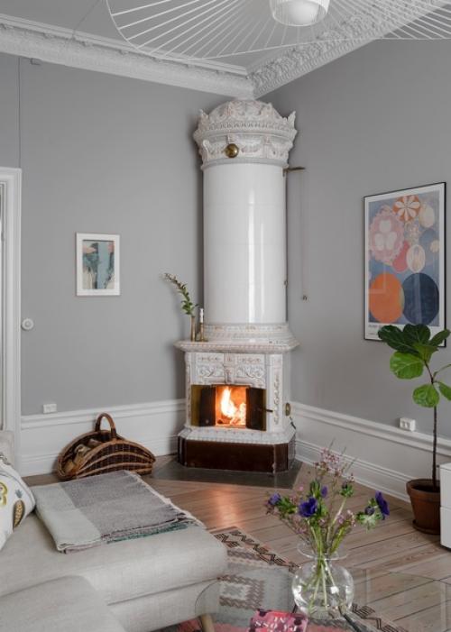 В этой шведской квартире высокие потолки и площадь 72 квадратных метра. 01