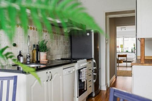 Что делать, если у квартиры нестандартная планировка, комнаты узкие, а квадратура не превышает и 40-ка квадратных метров? 06