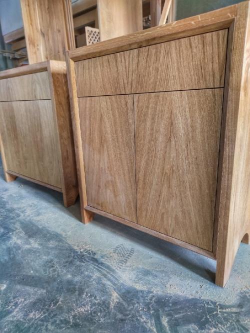 Мебель из массива дуба считается элитной и подчеркивает высокий статус ее владельца. 04