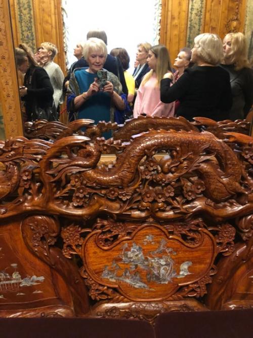 Предлагаю вам полюбоваться поистине волшебными парадными залами особняка с. П. фон Дервиза, одного из самых необычных зданий Санкт-петербурга. 04