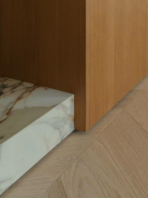 Делимся приватной частью реализованного интерьера квартиры к 18 в Минске - пространством тишины, баланса и продуманного комфорта. 05