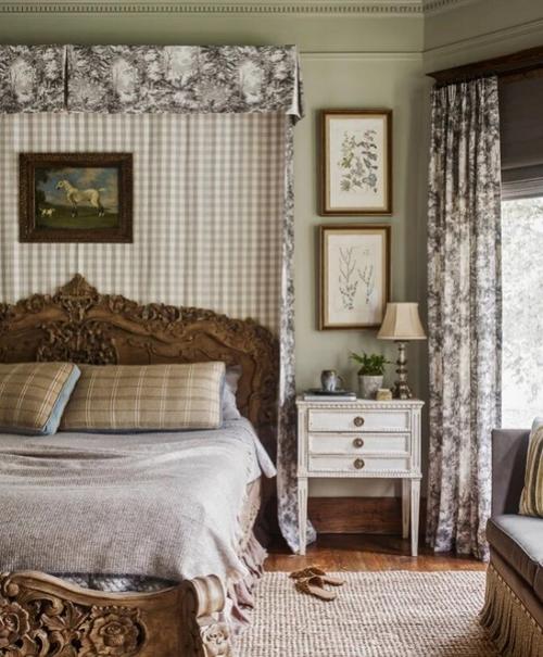 Этот дом на окраине деревни своей оригинальностью удивляет! 08