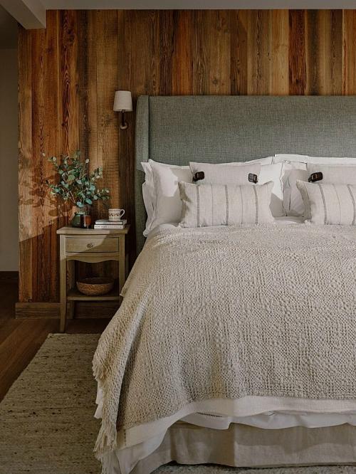 В АЛЬПАХ. Английское дизайнерское бюро Dalrymple Studio разработало проект интерьера шале площадью 235 кв. 06