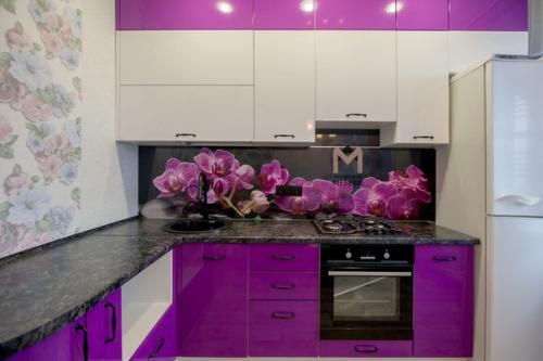 От этой фиалковой кухни просто веет весной! 01