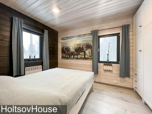 Такие светлые и в то же время яркие интерьеры получились у хозяев этого домика! 05