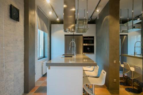 Как спланировать хай - тек - лофт на 43 квадратах/. 02