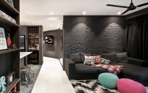 Черный диван и его место в интерьере дома. 02