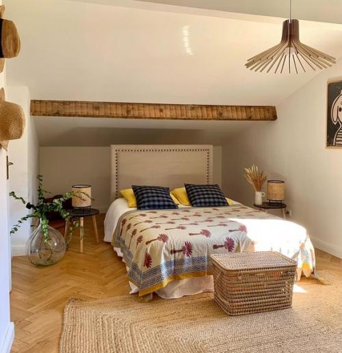 Эмили в Париже: превосходный французский дизайн дома, который воплощает в себе современную вариацию французской классики. 08