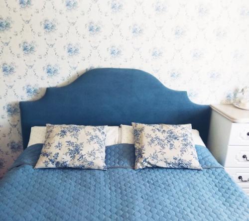 В комнате стоит стеной! 02