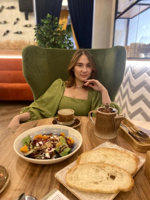 Наш с дочкой вчерашний приятный вечер пусть теперь останется здесь, как тёплое воспоминание. 03