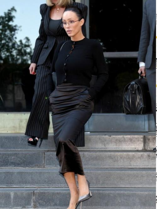 Бьянка цензори снова напомнила: её стиль - не хаос, а стратегия. 01