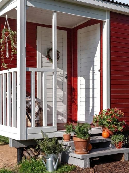 Уютный домик из обычной бытовки. 02