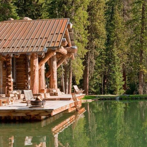 Camp Cabin представляет собой место, способное поразить любого человека. 01