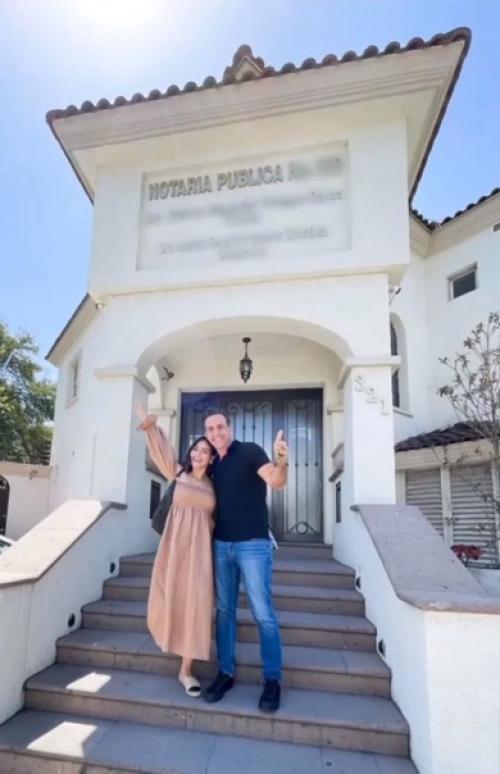 Карина банда и Карлос понсе демонстрируют свое новое захватывающее любовное гнездышко! 01