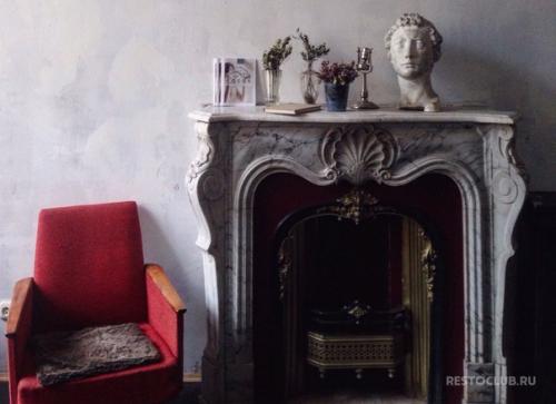 5 кафе и ресторанов в центре Петербурга, куда можно заглянуть во время прогулки. 04