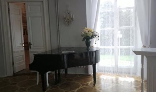 Музеи россии.  Дворец - музей графов Бобринских тульская область. 03