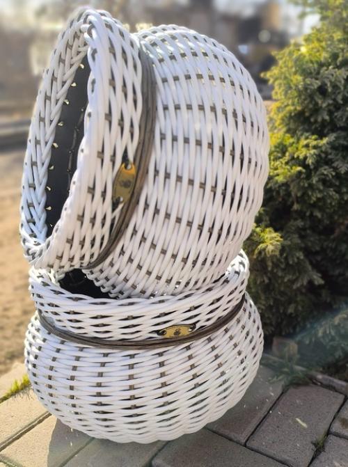 Как красиво смотрятся кашпо из белого ротанга в форме горшочек счастья! 03