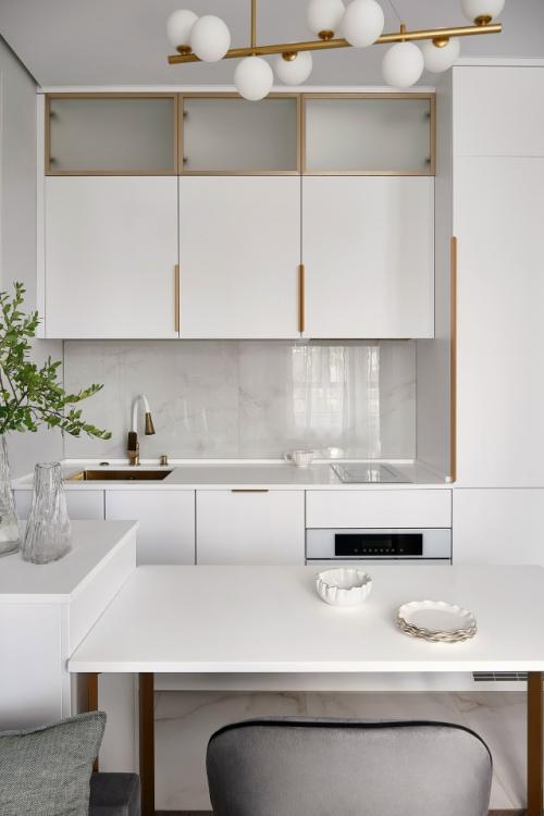 Перепланировка квартиры - студии 31, 3 м 2 (34, 3 м 2 с лоджией) в Перми. 01