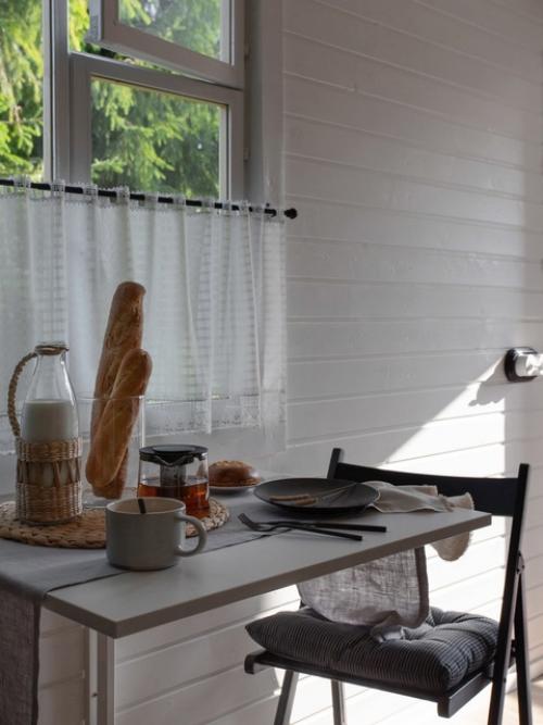 Уютный домик из обычной бытовки. 06