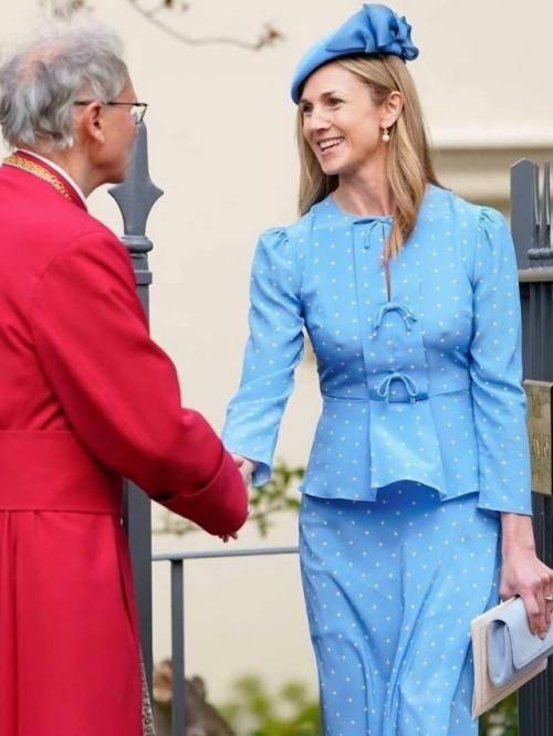 Главная конкурентка Кейт миддлтон в стиле: что надела Харриет перлинг на празднование пасхи. 01 Главная конкурентка Кейт миддлтон в стиле: что надела Харриет перлинг на празднование пасхи. 01